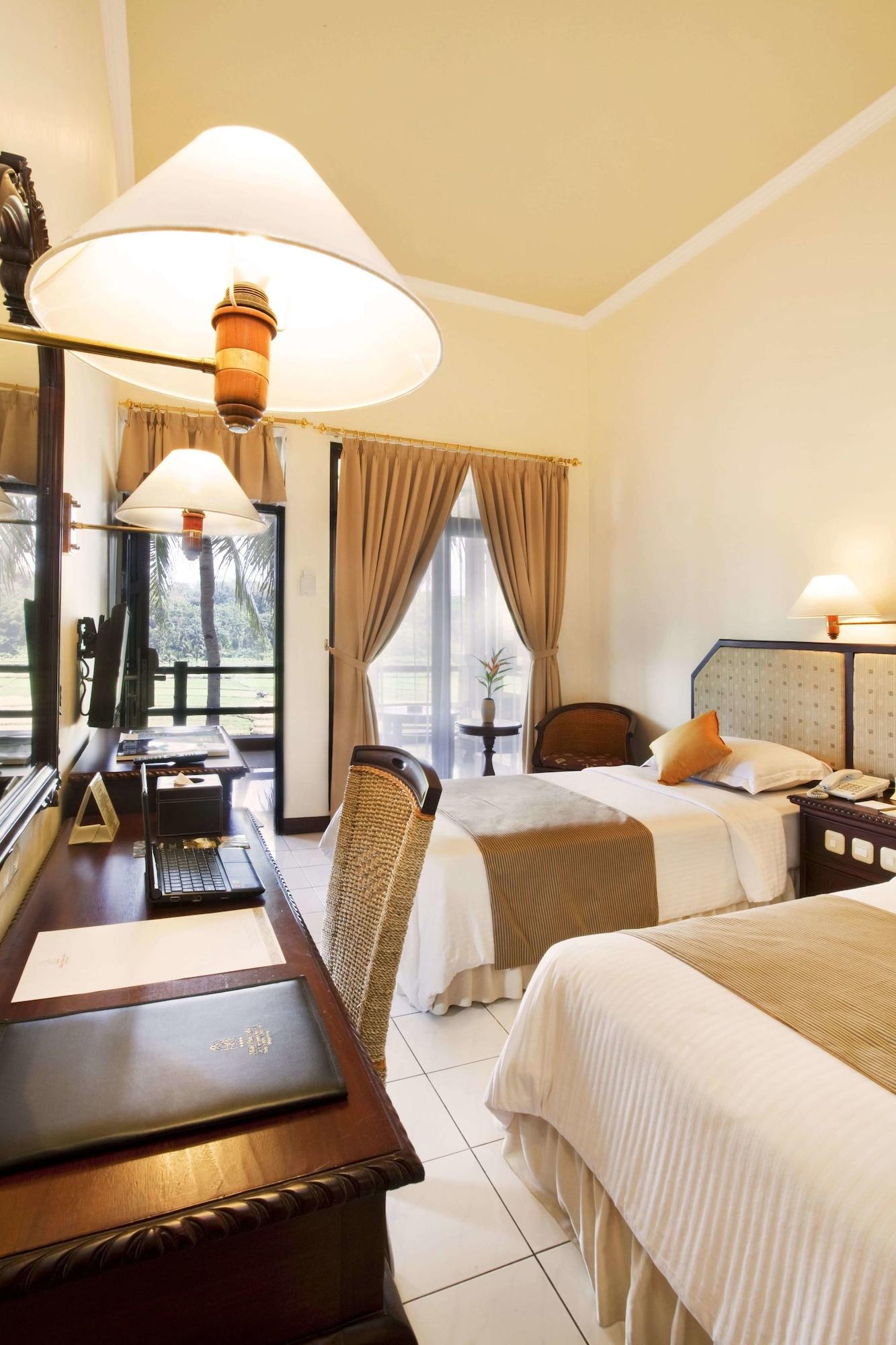 Puri Asri Hotel & Resort Magelang Exteriör bild